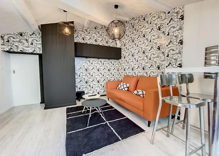 Bienvenue A La Tatoo Room